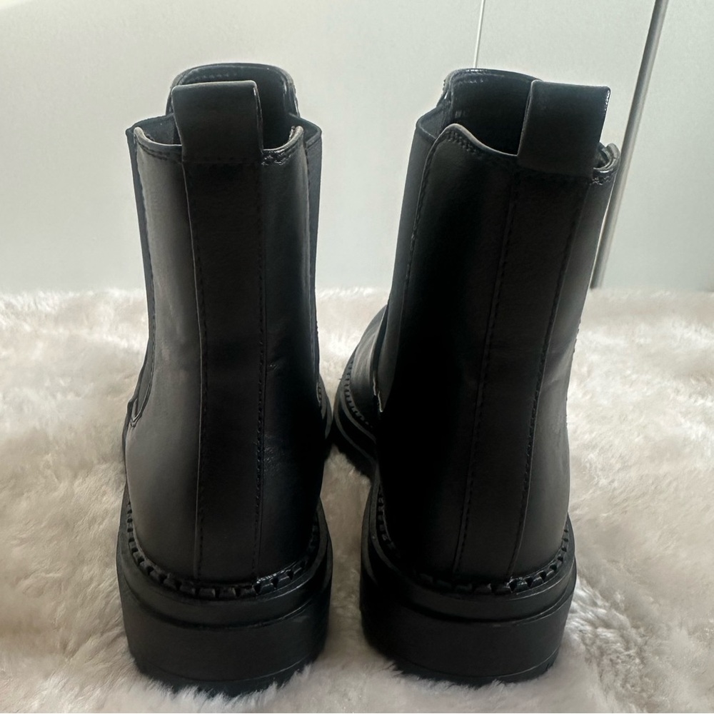 Black Women Block Heel Boots - Picture 8 of 16